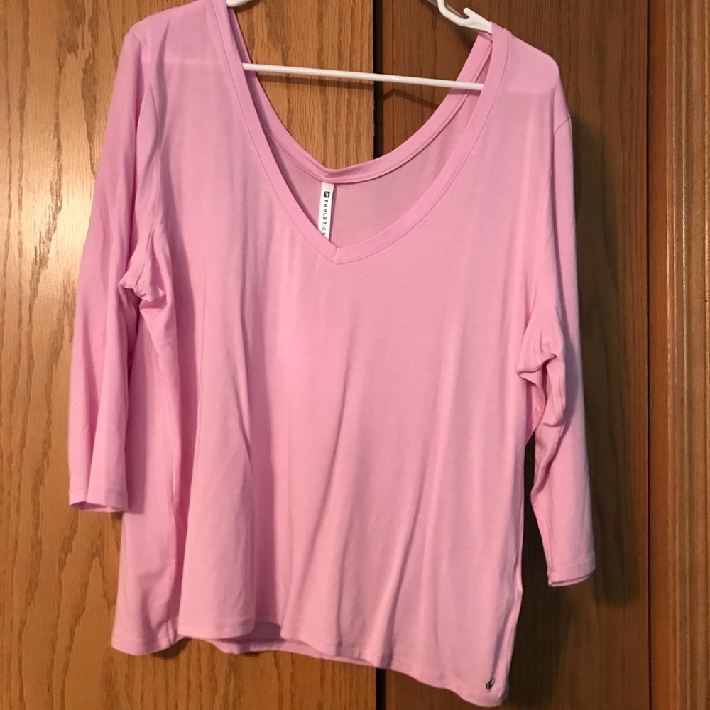 Fabletics top - Picture 2 of 4